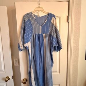 Chic Blue Striped Midi Dress